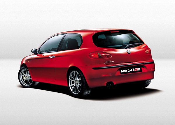 Alfa Romeo 147 02