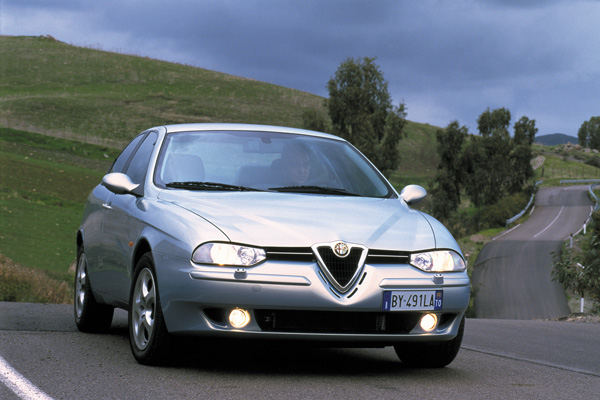 Alfa Romeo 156 01