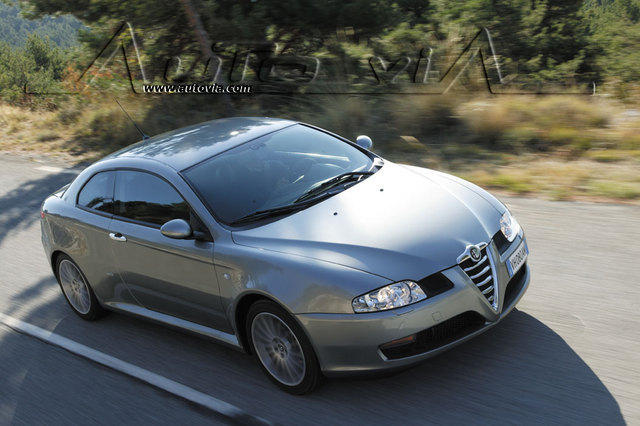 Alfa Romeo GT Coupe 21