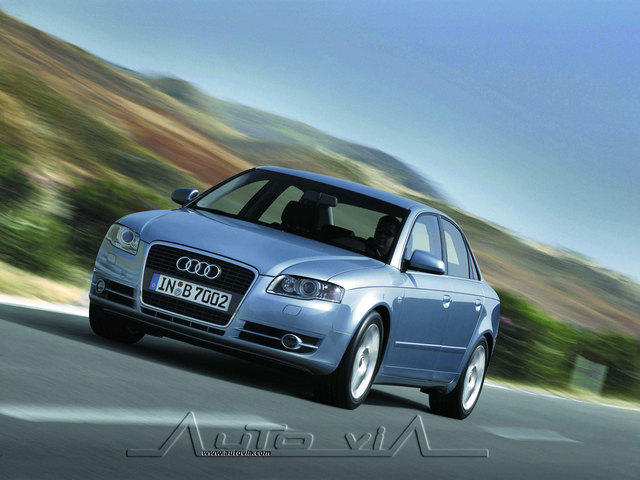 Audi A4 2004 6