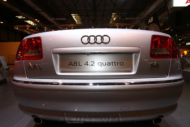 Audi A8 33