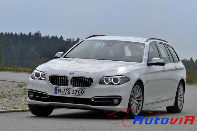 BMW 520d Touring - 30