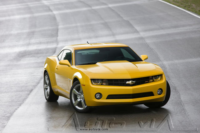 Chevrolet Camaro 02