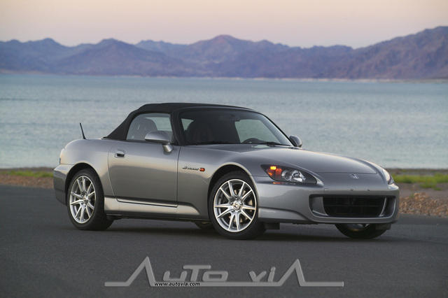 S2000 01