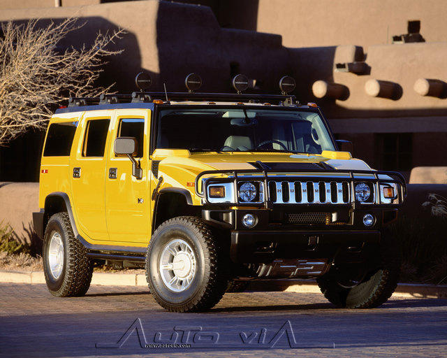 Hummer H2 3