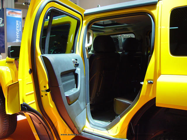 Hummer H3 7