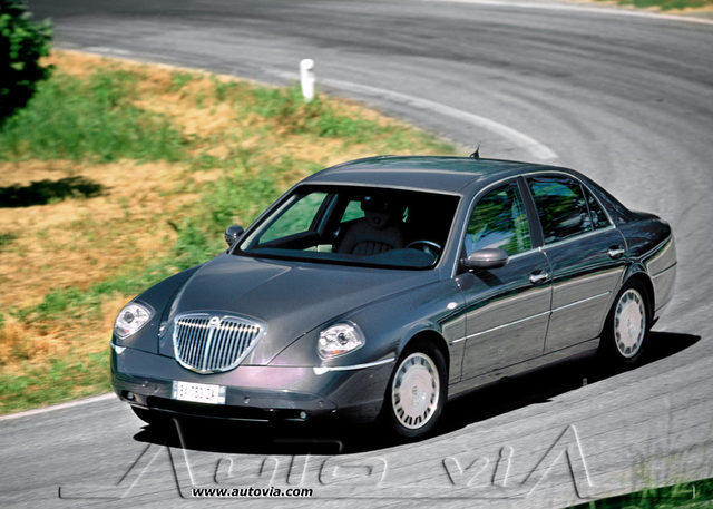 Lancia Thesis 2