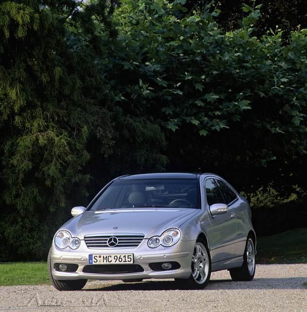 Mercedes AMG C Coupe 2