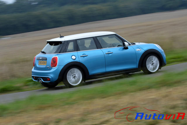 MINI Cooper SD 5 Puertas - 060