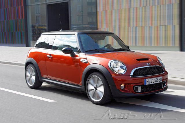 MINI Cooper S 2010 09