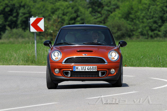 MINI Cooper S 2010 15