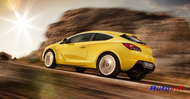 Opel Astra GTC 2013 04