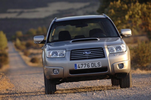 Subaru Forester 25