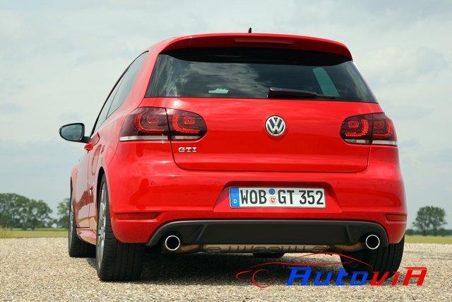 VolksWagen - Golf GTI 35 Aniversario - 16