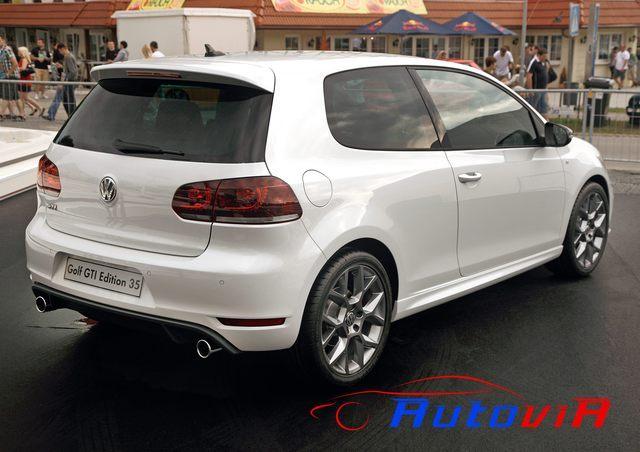 VolksWagen - Golf GTI 35 Aniversario - 19