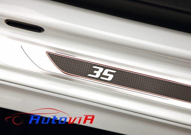 VolksWagen - Golf GTI 35 Aniversario - 22