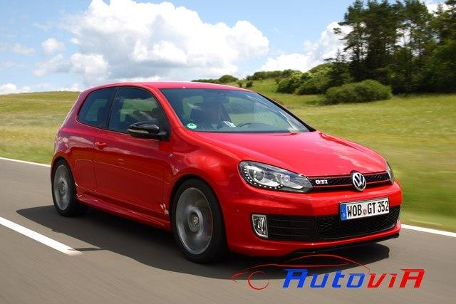 VolksWagen - Golf GTI 35 Aniversario - 29